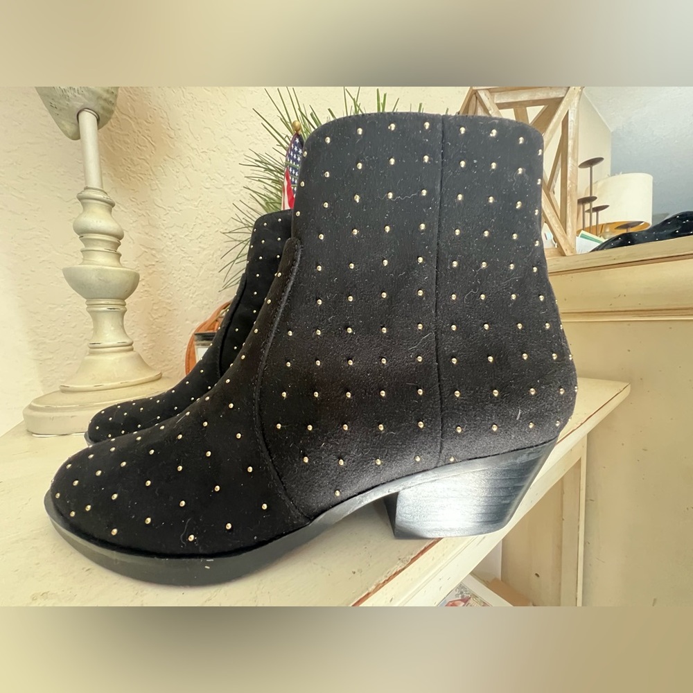 Guess Gold Studded Black Suede Ankle Boots 6.5